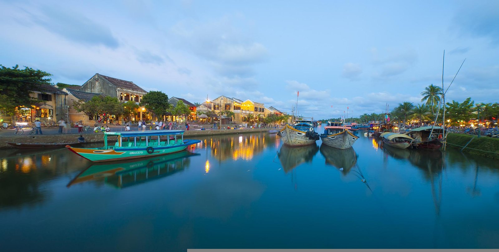 INDIA - DA NANG - HOI AN. O/N IN HOI AN (_/_/_)